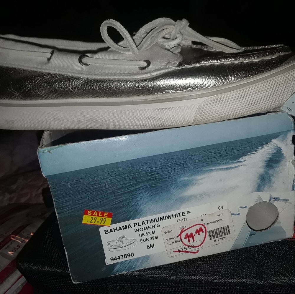 Sperry - Picture 3 of 3
